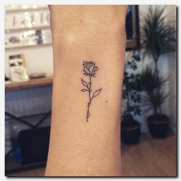 Tatuagem para mгe e filha - Hot Tattoo | Tattoos, Small rose .