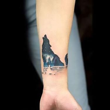 Amazing Small Wolf on Wrist Tattoo Idea | Wolf tattoos for women .