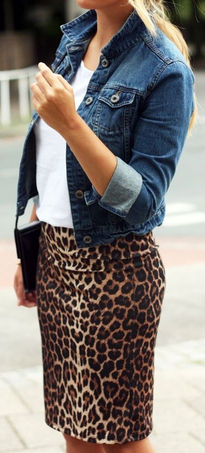 Top Peça: Jaqueta Jeans! | Leopard print pencil skirt, Leopard .