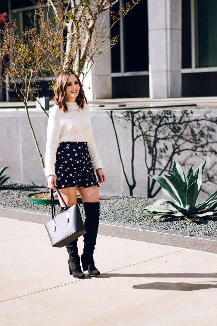 15 Ideas With Star Printed Skirts in 2020 | Black leather mini .