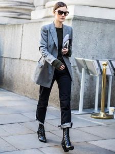 Cowboy Boots Are Back With New Makeover | Blazer street style .