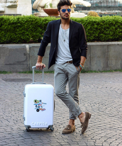 This Is How The Most Stylish Men Dress for Traveli