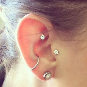 Crystal Flower Tragus Piercing - Cute Ear Piercing Ideas .