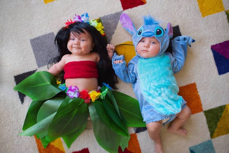 25 Twinning Halloween Costume Ideas For Twins That We Lo