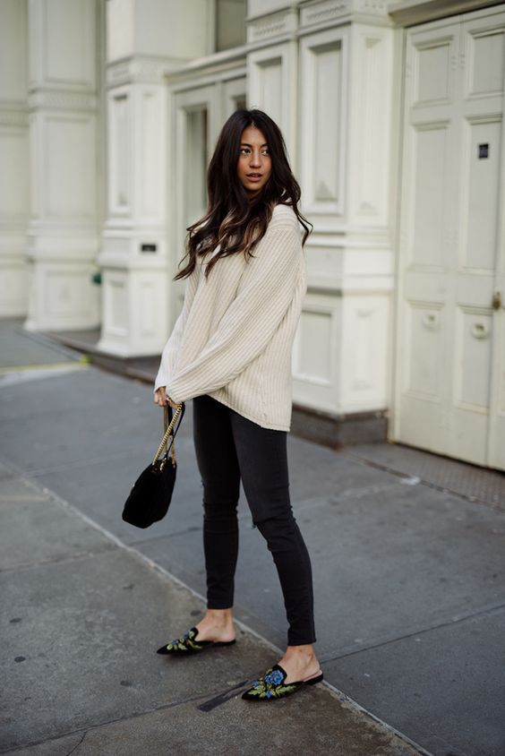 Effortlessly Chic Outfit Ideas to Wear Flat Mules | | Effortlessly .