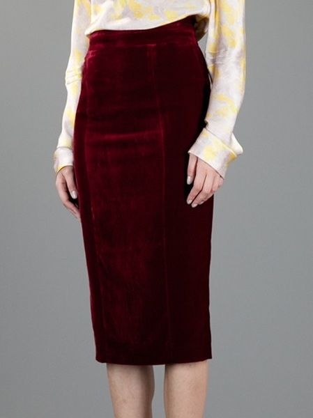 L'wren Scott Red Velvet Pencil Skirt | Velvet dresses outfit .