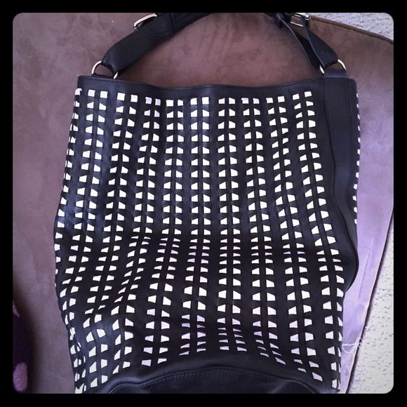 MARNI leather black and white woven bucket bag | Bucket bag, Marni .