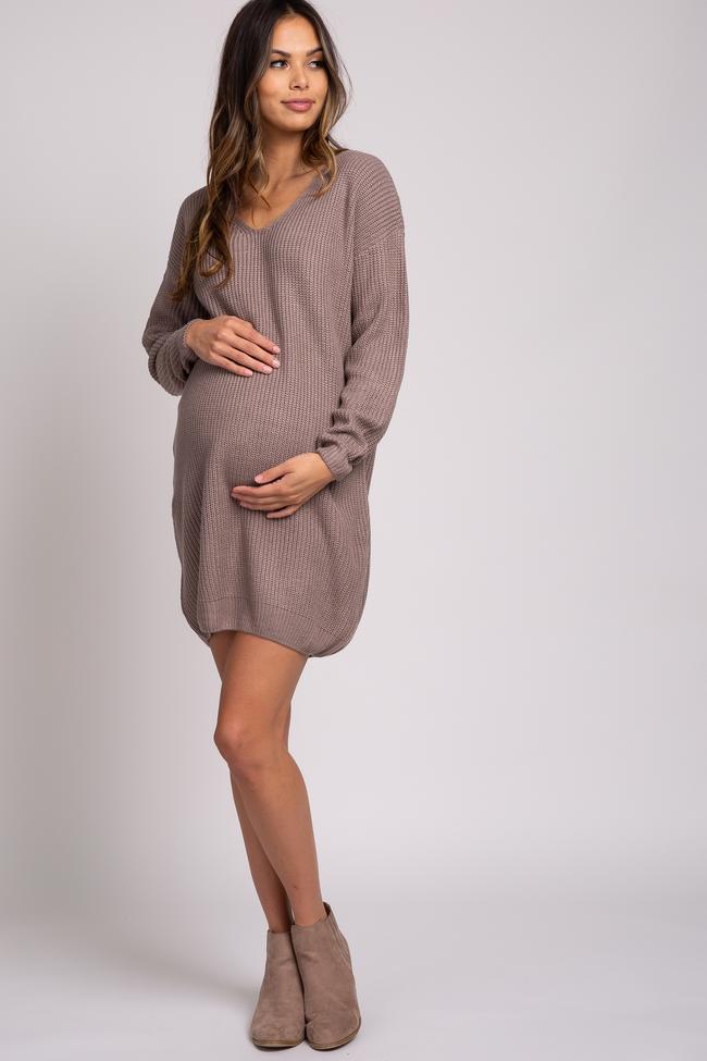 Maternity Sweater Outfits