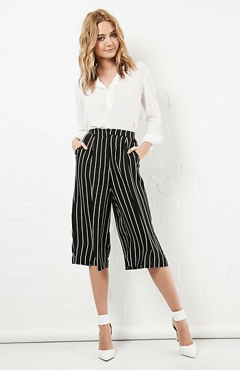 Striped Culottes Spring Outfits
