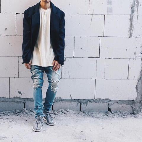 Yeezy Sneakers Men Outfits
