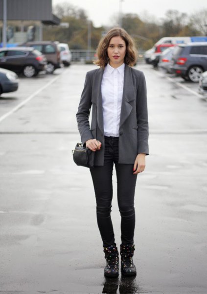 gray oversized blazer with white shirt and black slim suit trousers