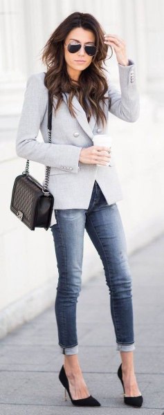 gray jeans with blazer cuffs, black heels