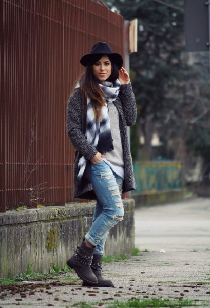 heather gray wool coat with ripped boyfriend jeans