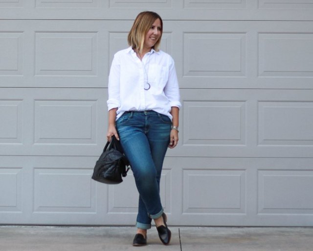 white button down shirt, slim fit jeans with cuffs and black slippers
