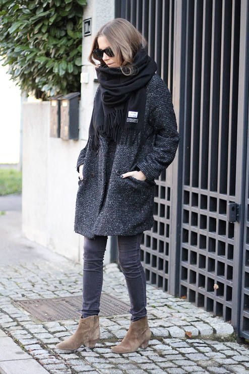 Boucle coat gray black 
