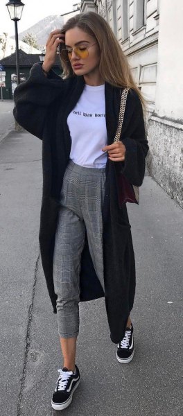 black maxi cardigan with white graphic t-shirt and gray jogger pants