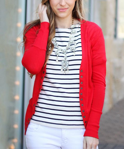 red cardigan with white skinny jeans