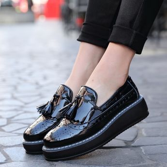 Quality Women's Oxford Flats Platform Shoes Patent Leather.