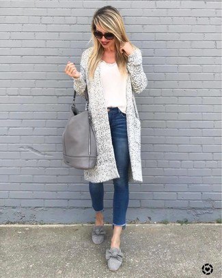 Long cardigan with white t-shirt and detailed gray dress shoes