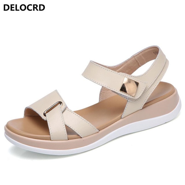 2018 New Summer Women's Sandals Leather Sandals Female Size.