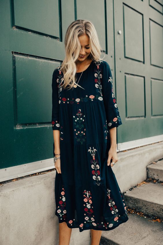 Navy floral embroidery dress
