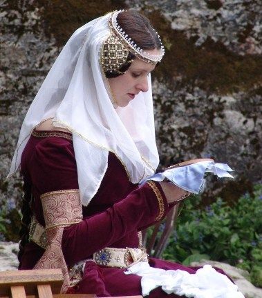 Circlet and Veil Medieval Fashion, Medieval Hats, Medieval Clothing