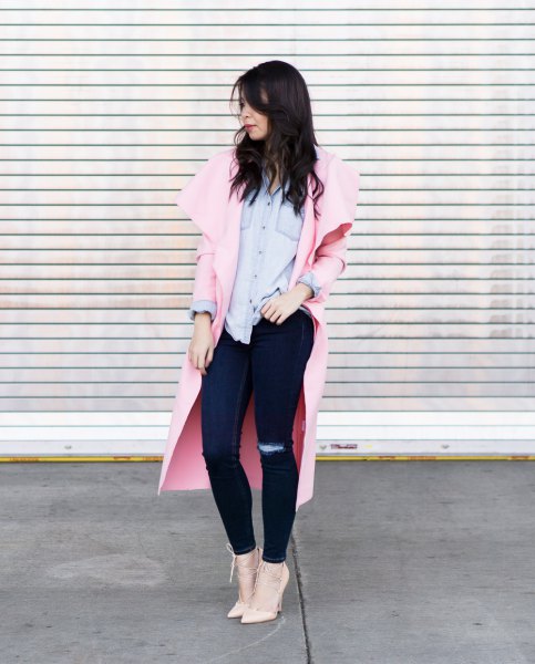 Ivory longline blazer with light blue chambray shirt and blush pink heels