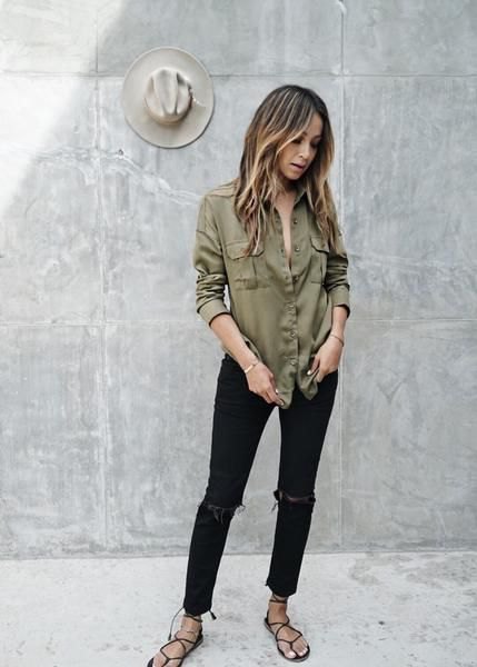 Army green button down boyfriend shirt and black skinny jeans