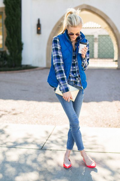 blue checked boyfriend shirt with quilted waistcoat and skinny jeans