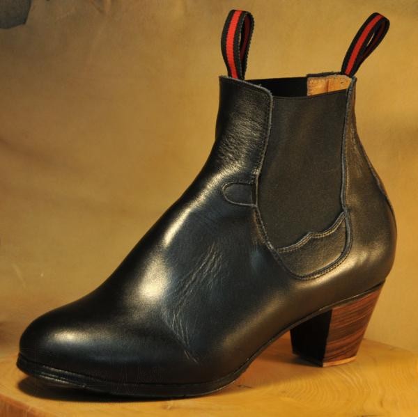 Bota Custom Flamenco Dance Shoes for Women by Senovilla |  Flamenco.