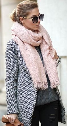Light pink scarf with fringes, black and white tweed blazer and leather leggings