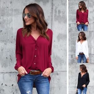 Burgundy shirt with buttons and blue skinny jeans