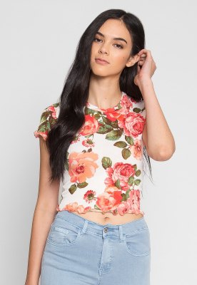 white and blush pink floral cropped t-shirt and light blue jeans