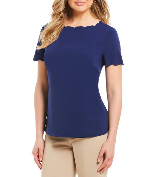 Navy scalloped t-shirt with pink drainpipe pants