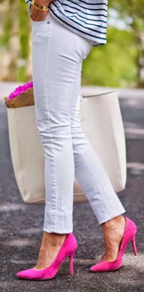 black and white striped long-sleeved t-shirt with slim-fitting jeans and pink heels