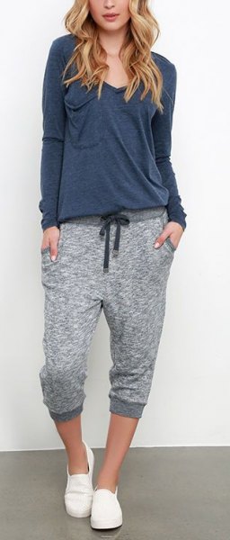 Relaxed fit long sleeve t-shirt and lightly speckled cropped jogger sweatpants