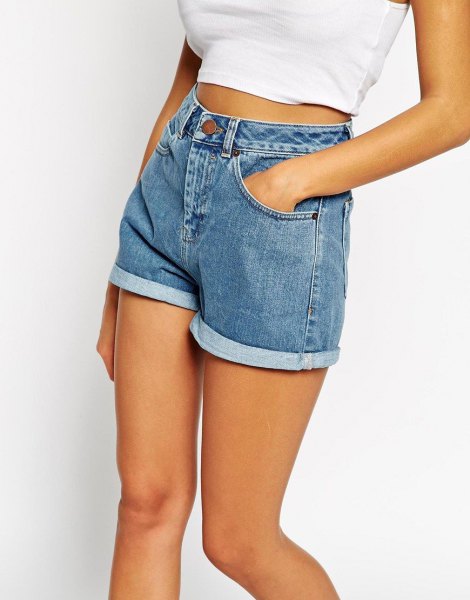 white cropped t-shirt with light blue cuffed mom jean shorts