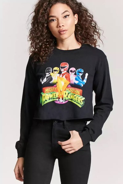 black vintage cartoon graphic long sleeve t-shirt with skinny jeans