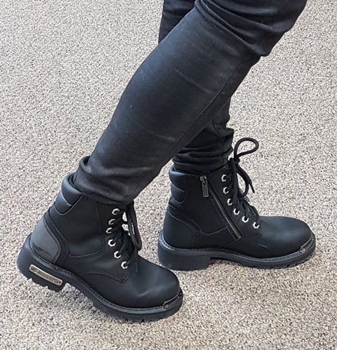 Women's cruiser motorcycle boots for women looking for extra protection