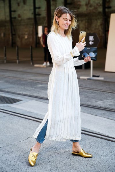 white maxi tunic over skinny jeans