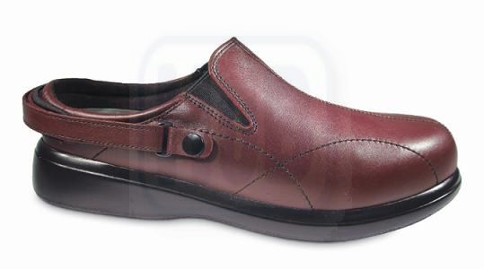 Nature's Stride Nantucket Therapeutic Shoes for Women - Merlot.