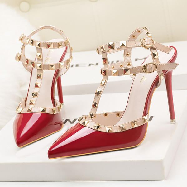 2019 high heels women designer shoes patent leather women wedding.