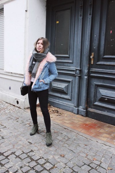 Denim jacket made of suede boots with a fur collar