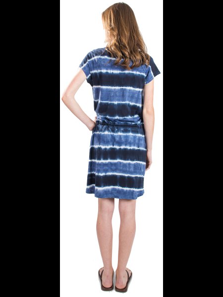 black and blue tie-dye dress with gathered waist and slip-on sandals