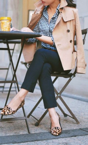 Trench coat plaid shirt leopard shoes