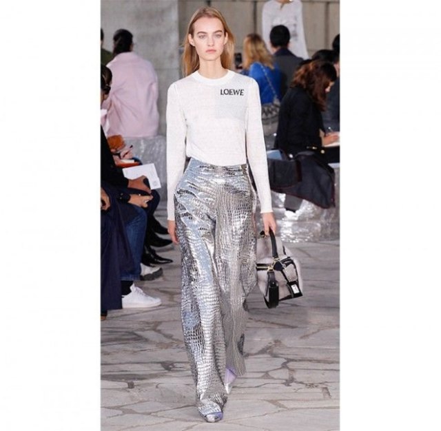 white long-sleeved t-shirt and silver wide-leg pants