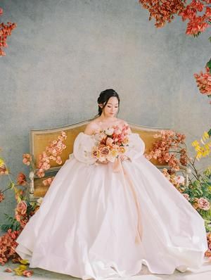 Modern meets colorful Korean traditional wedding inspiration.