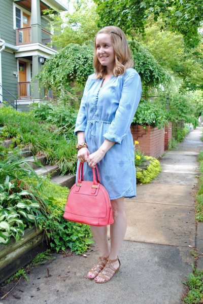 light blue mini chambray dress with pink leather handbag