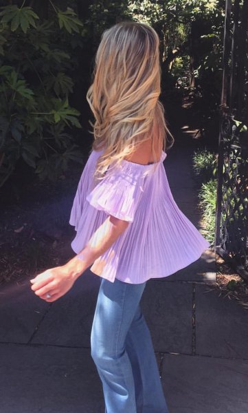 light violet strapless pleated blouse with skinny jeans