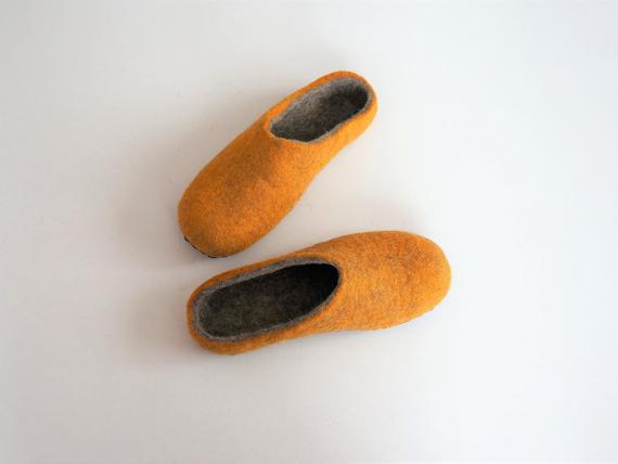 Felt shoes made of natural wool for women / felt boots / wool felt |  Et
